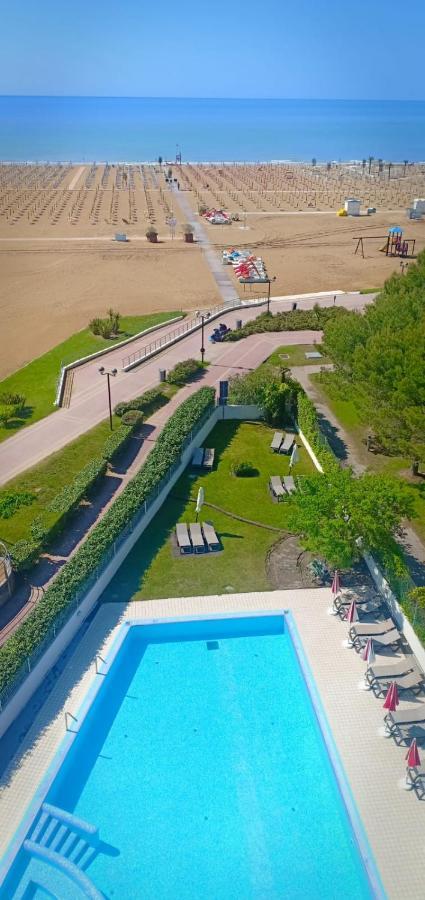 Residence Panorama Apart Hotel Bibione Eksteriør billede