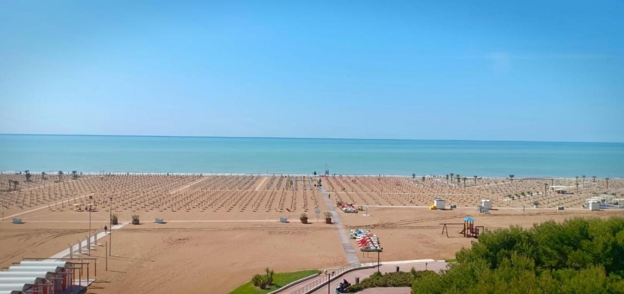 Residence Panorama Apart Hotel Bibione Eksteriør billede