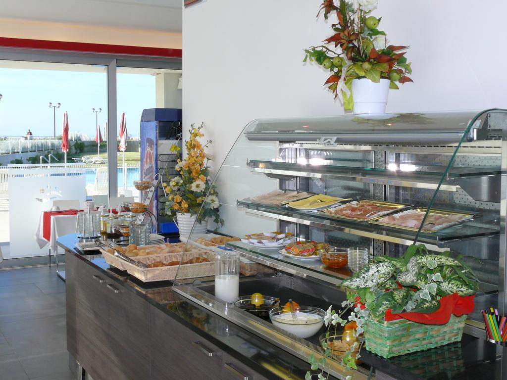 Residence Panorama Apart Hotel Bibione Eksteriør billede