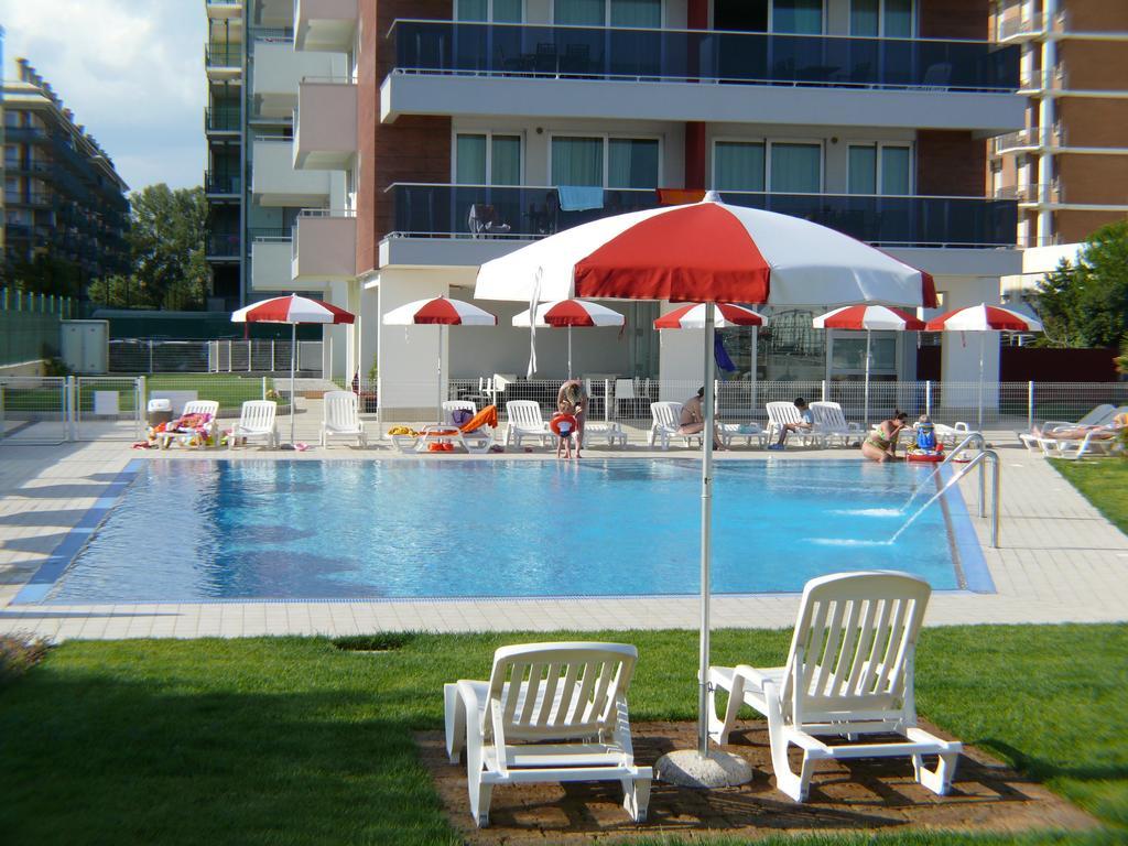 Residence Panorama Apart Hotel Bibione Eksteriør billede